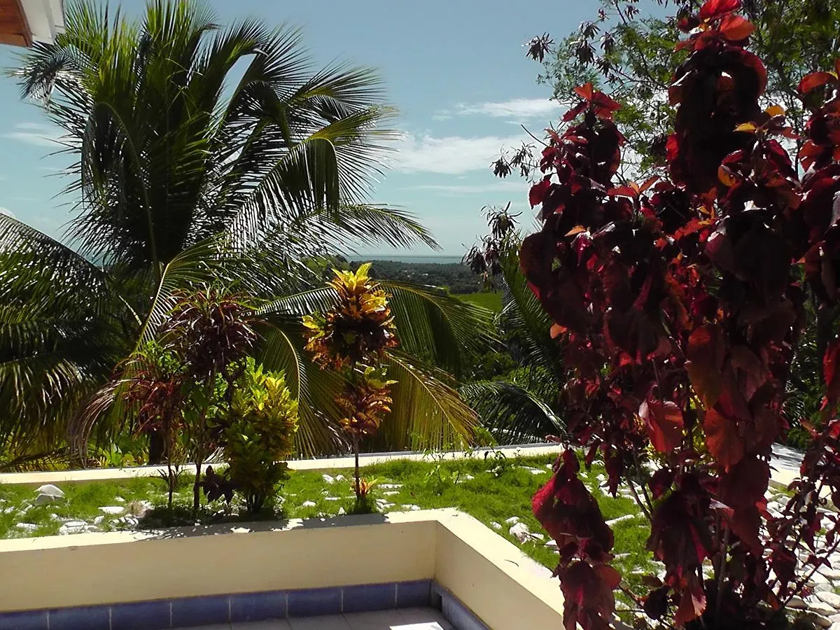 **** Hotel Suites La Colline Cacor Haiti